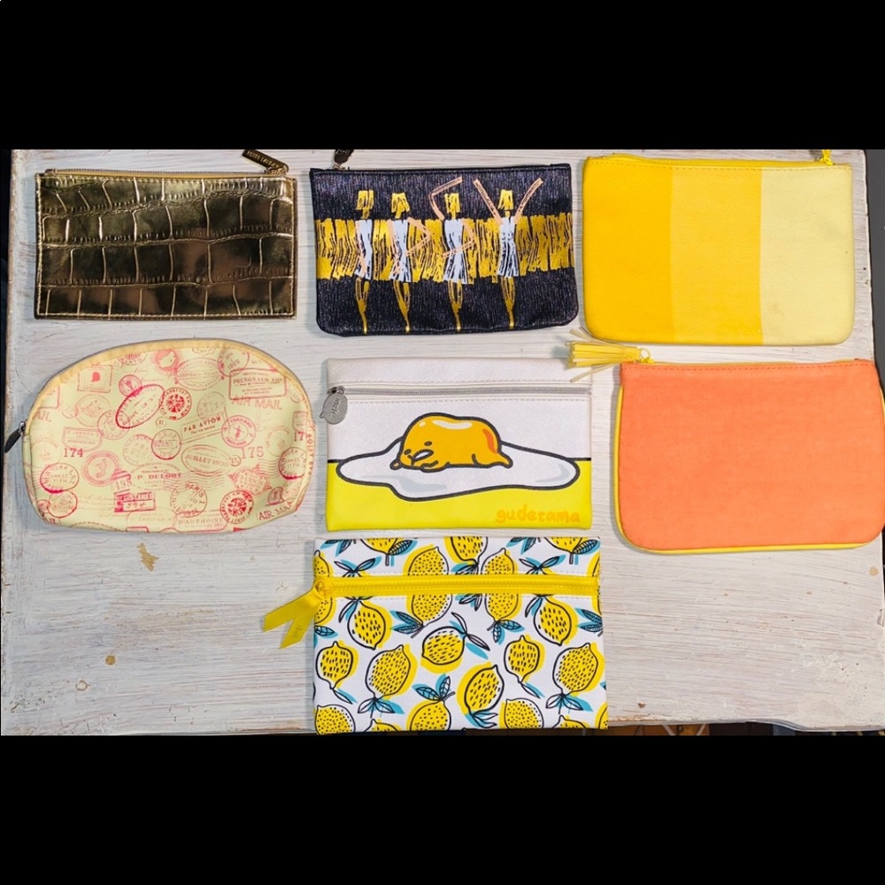 7 cosmetic bags